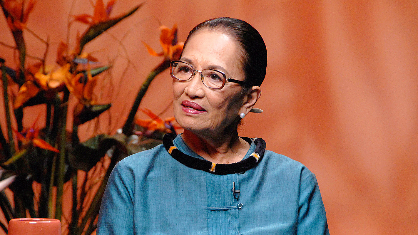 Momi Cazimero <br/>Long Story Short with Leslie Wilcox