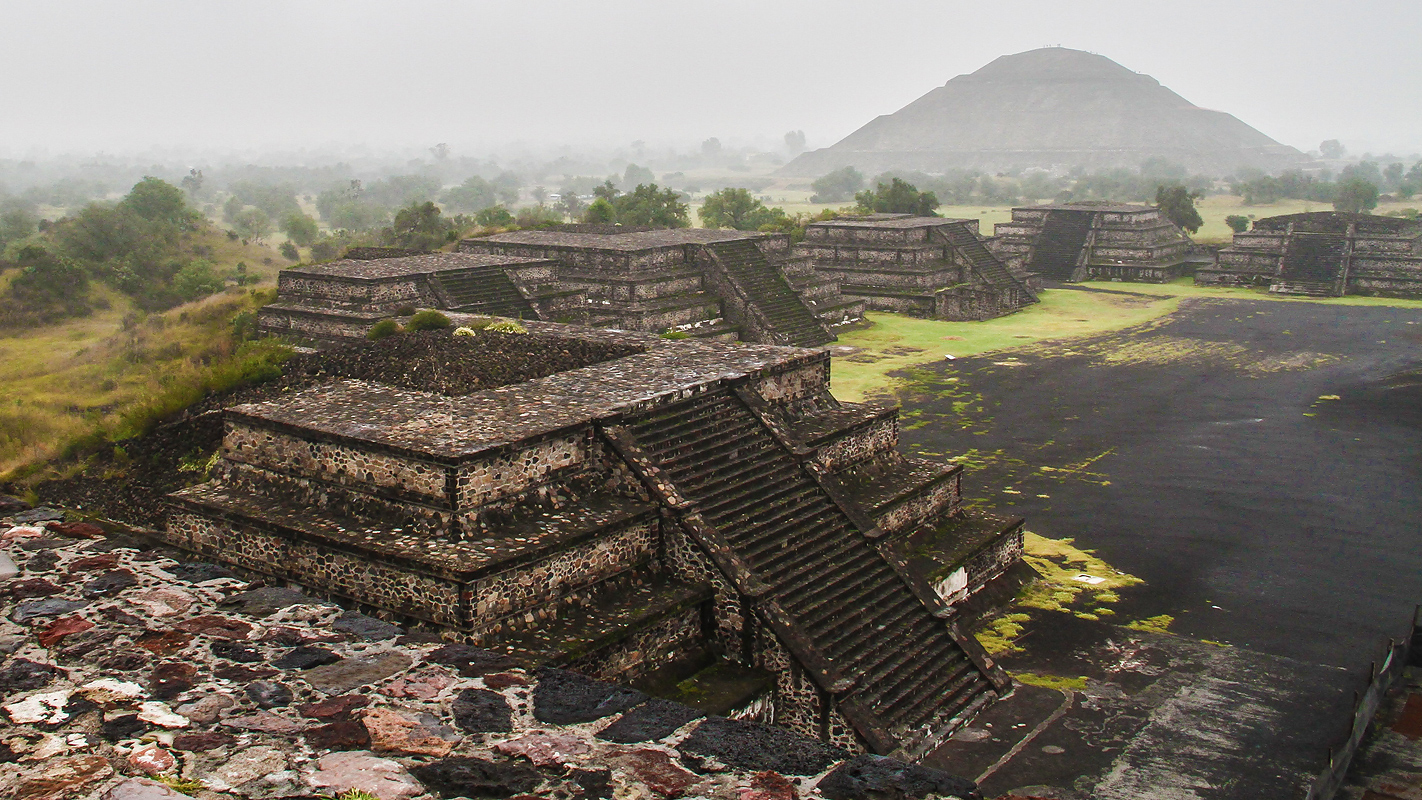 SECRETS OF THE DEAD <br/>Teotihuacan’s Lost Kings