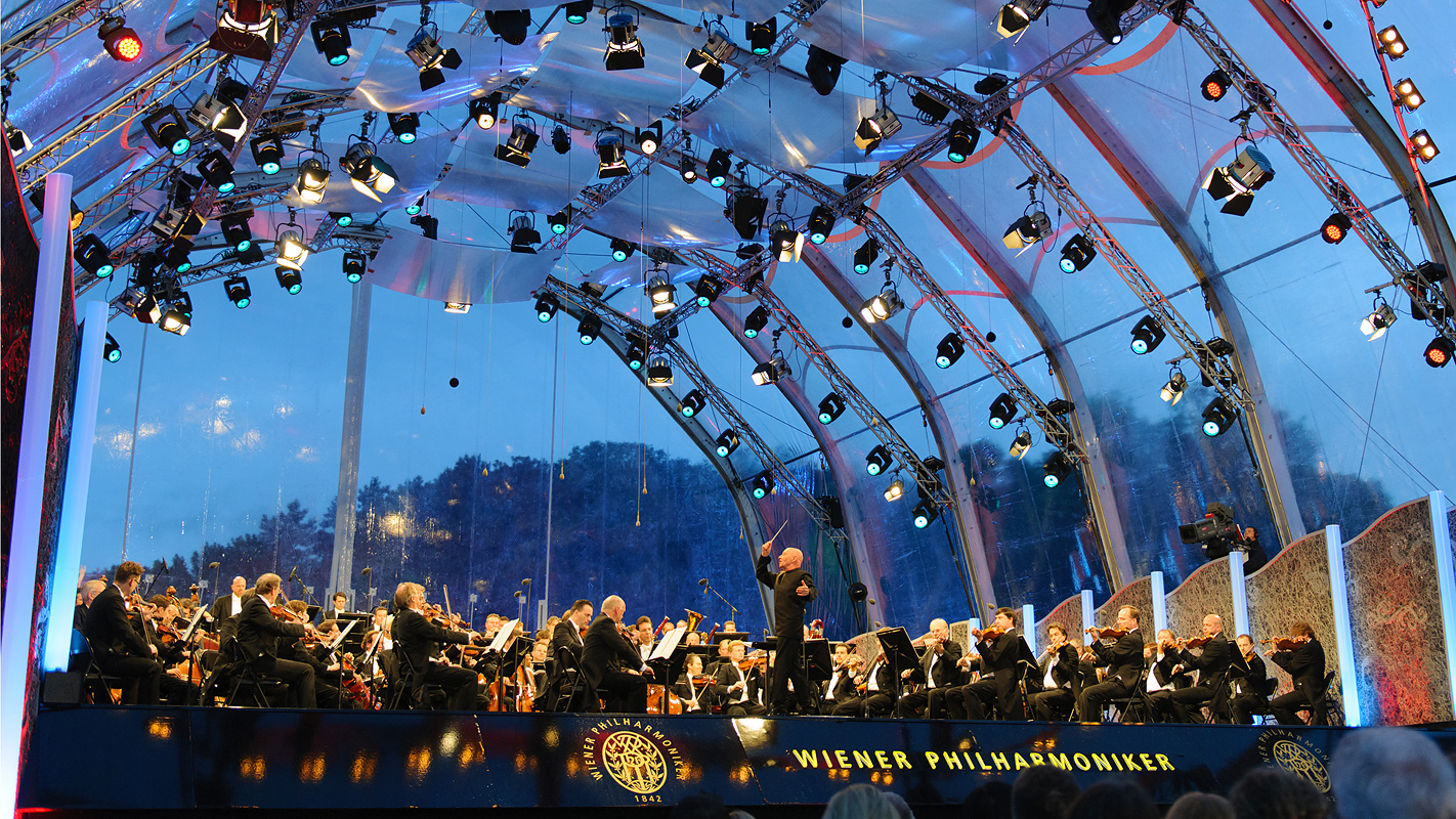 GREAT PERFORMANCES <br/>Vienna Philharmonic Summer Night Concert 2017
