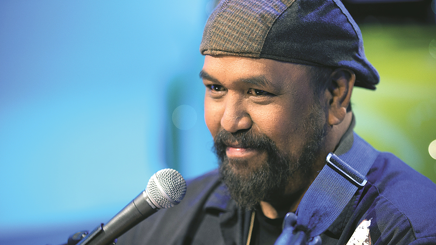 Discover What Inspired Kawika Kahiapo&#8217;s Passion for Ki Ho`alu