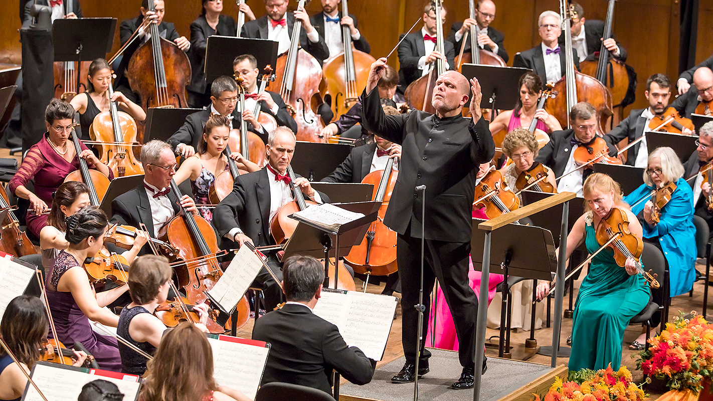 LIVE FROM LINCOLN CENTER: New York Philharmonic New Year’s Eve with Renée Fleming