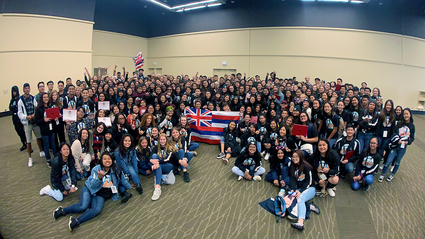 HAWAIʻI STUDENTS FROM HIKI NŌ: THE NATION’S FIRST STATEWIDE STUDENT NEWS NETWORK, TAKE HOME NEARLY 20% OF AWARDS AT MAJOR NATIONAL COMPETITION