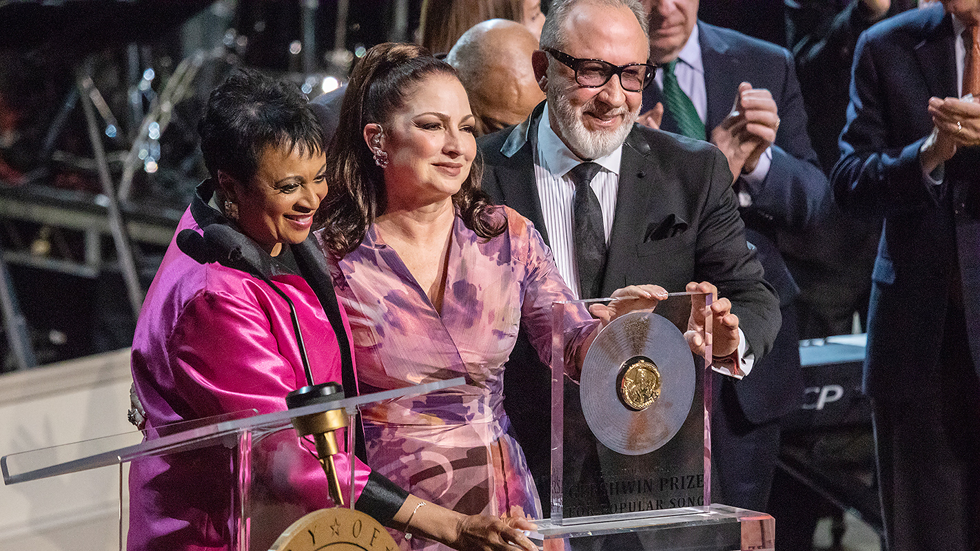 EMILIO AND GLORIA ESTEFAN: THE LIBRARY OF CONGRESS GERSHWIN PRIZE FOR POPULAR SONG