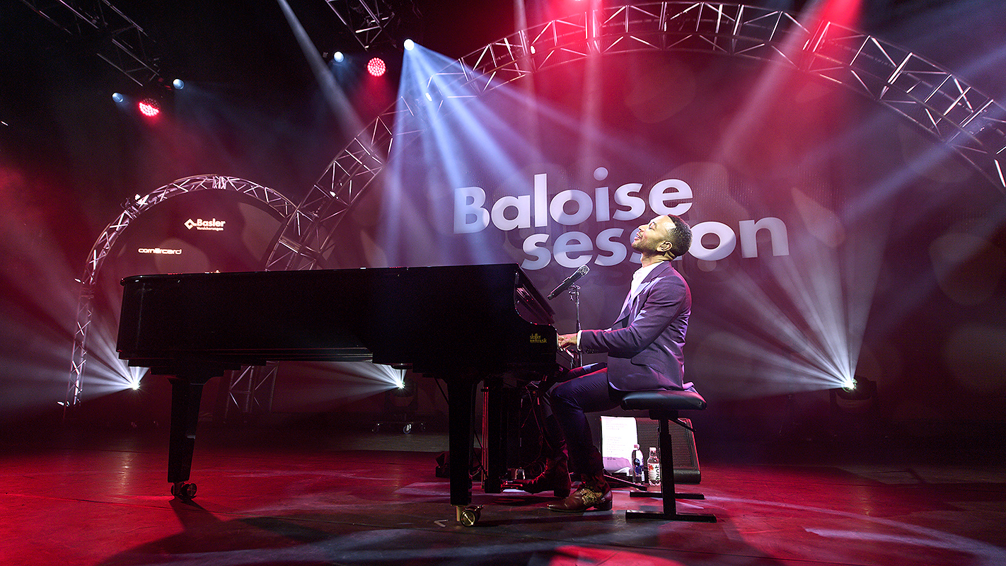 John Legend Plays Baloise Session
