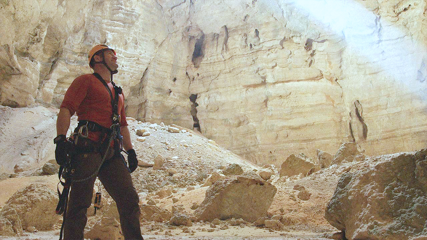 EXPEDITION WITH STEVE BACKSHALL <br/>Oman: Desert Canyon