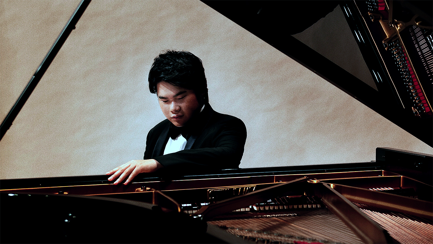 TOUCHING THE SOUND: <br/>The Improbable Journey of Noboyuki Tsujii