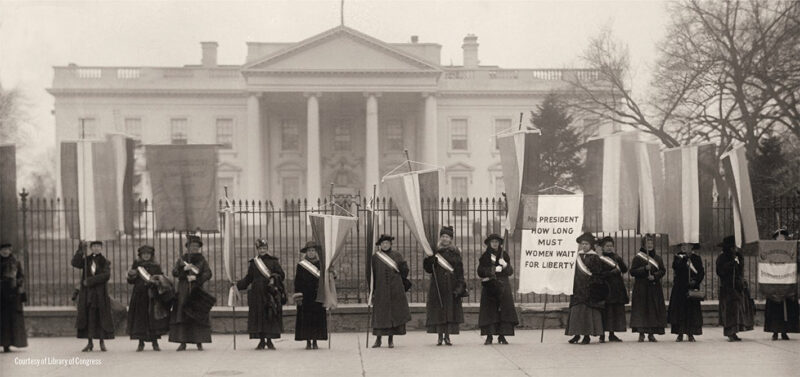 Suffragists picket in front of the White House, Washington, DC, February 1917