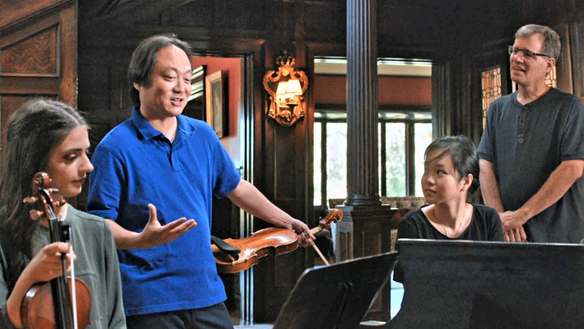 Violinist and Conductor Scott Yoo Spotlights New Artists