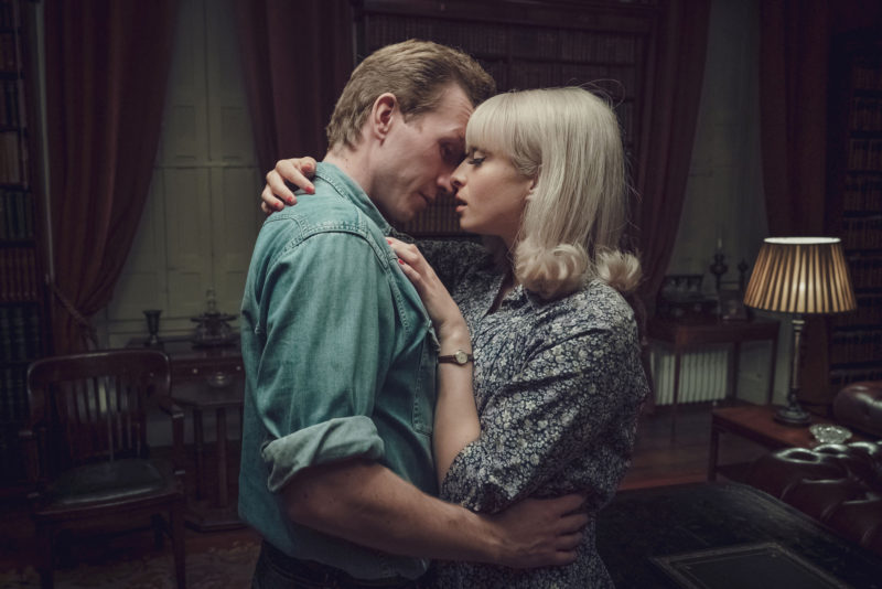 MASTERPIECE
“Ridley Road”

Coming Soon

Picture Shows: Jack Morris (TOM VAREY) &amp; Vivien Epstein (AGNES O'CASEY) 

FOR EDITORIAL USE ONLY

(C) Red Productions - Photographer: Ben Blackall