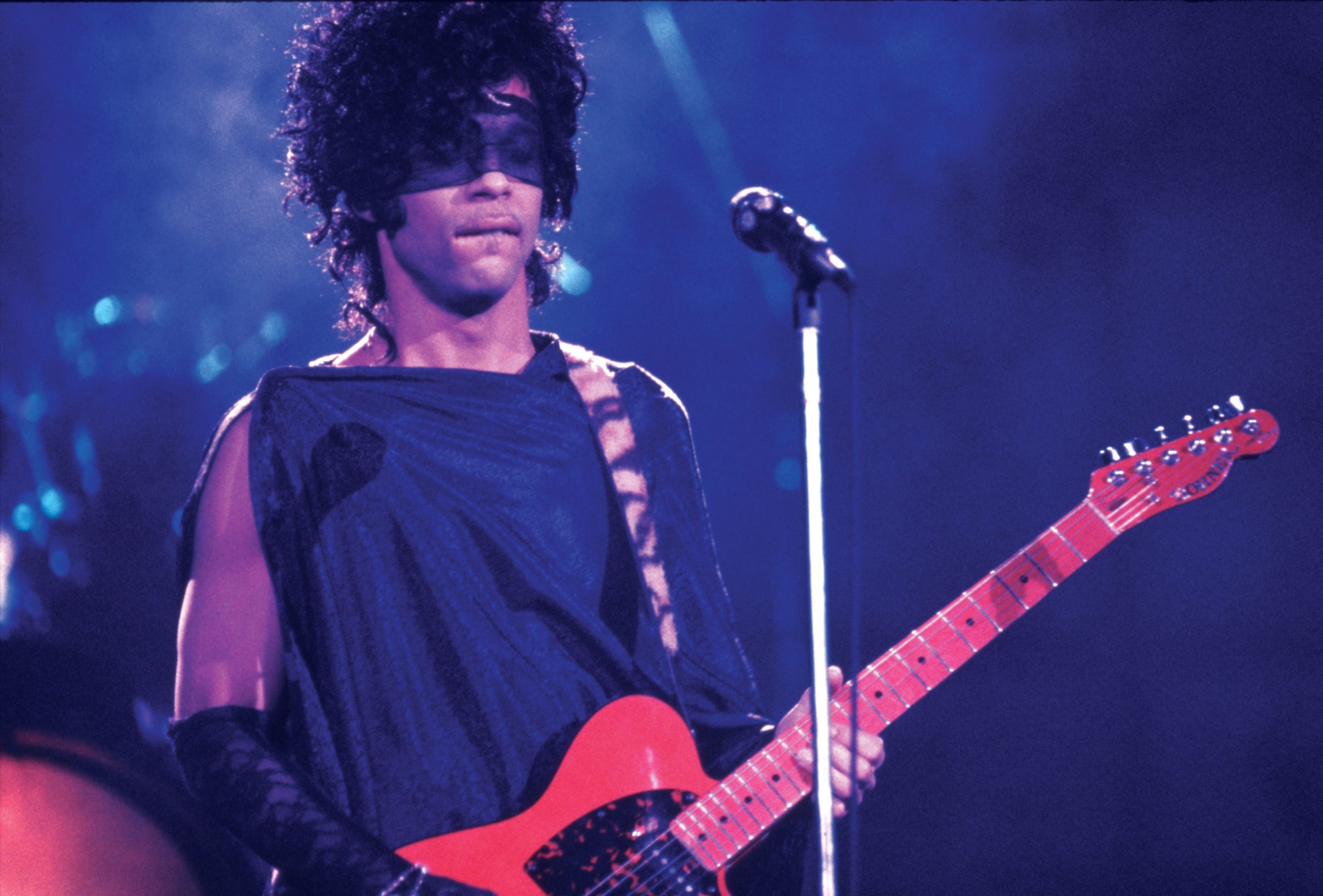 PLEDGE <br/>Prince and the Revolution: The Purple Rain Tour