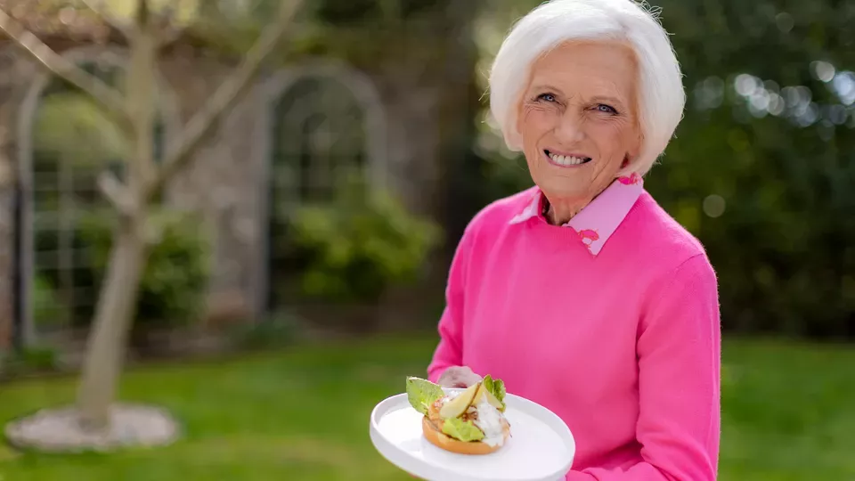 MARY BERRY LOVE TO COOK <br/>For Beginners
