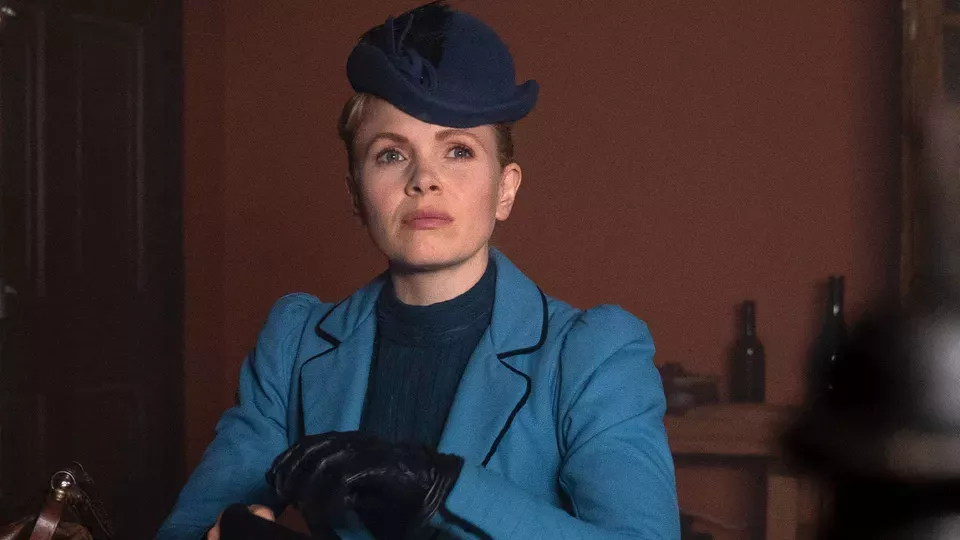 MISS SCARLET AND THE DUKE ON MASTERPIECE <br/>SEASON 4: The Fugitive