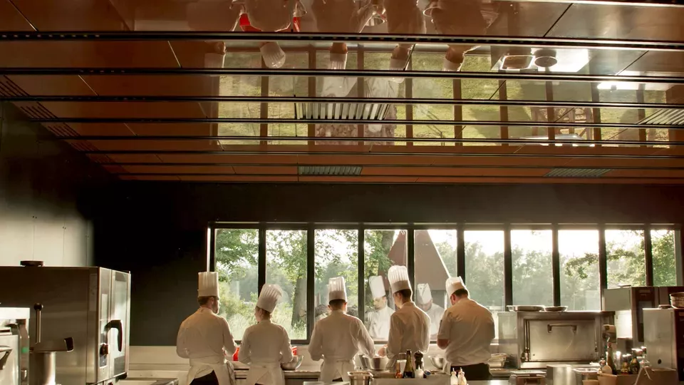 Menus-Plaisirs – Les Troigros