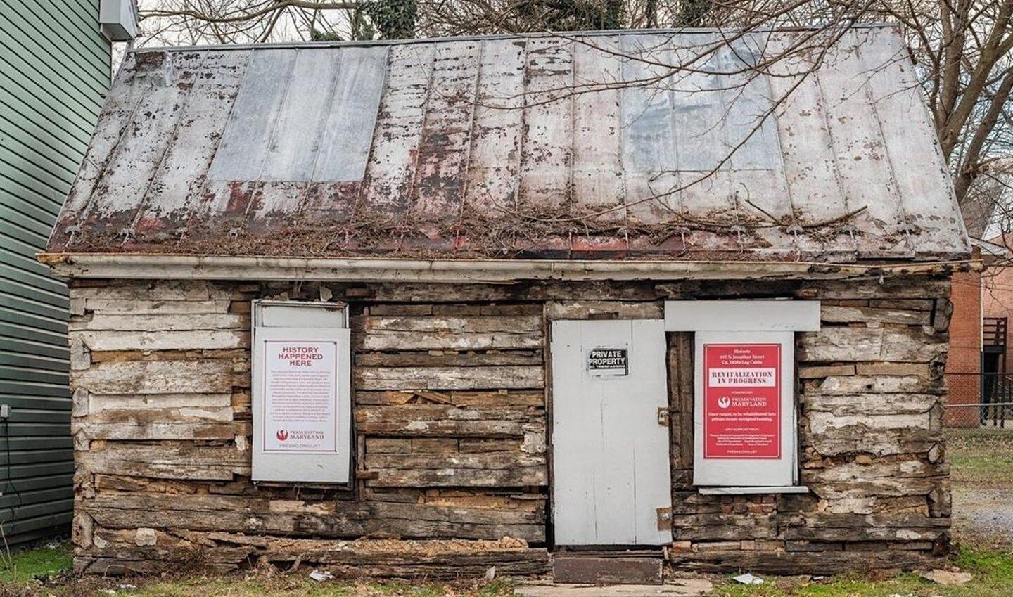 THE HOUSE ON JONATHAN STREET