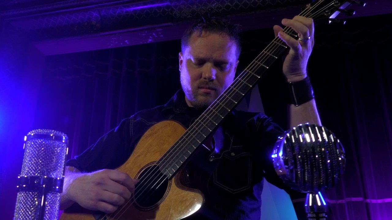 Let Your Heart Be Light: Christmas in the Adirondacks