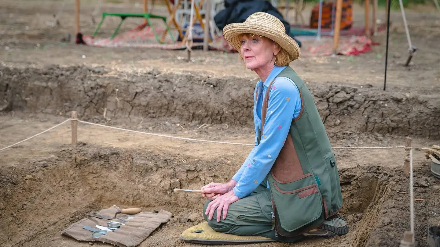 Season 2, Episode 5 <br/>The Marlow Murder Club