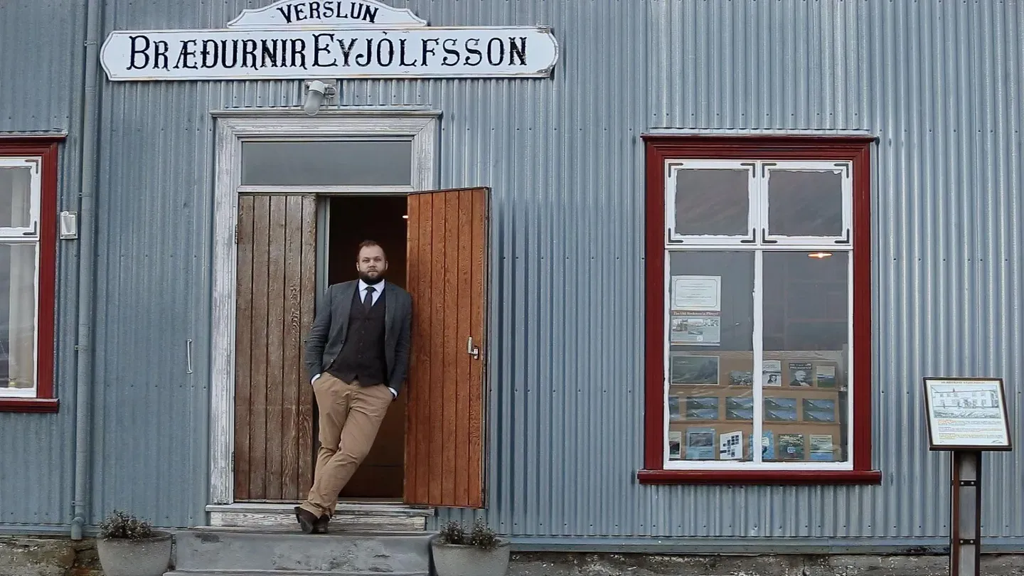 Iceland <br/>CINEMA NOMAD