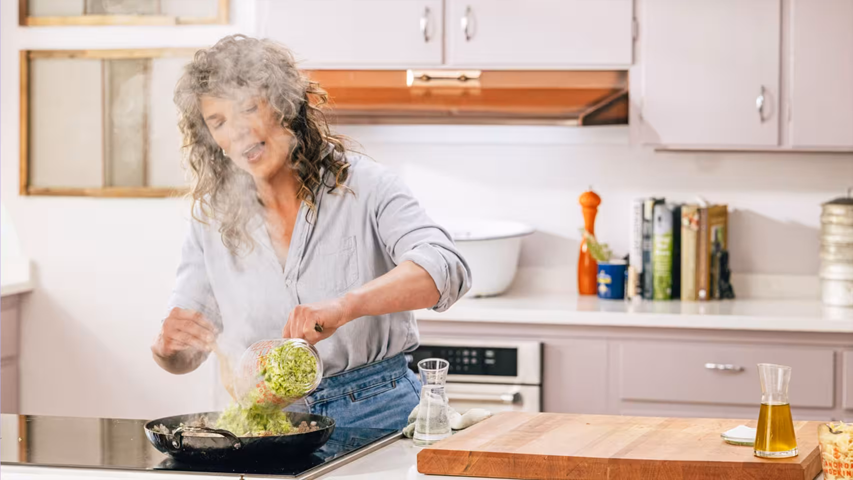Cast Iron <br/>KITCHEN CURIOUS WITH VIVIAN HOWARD