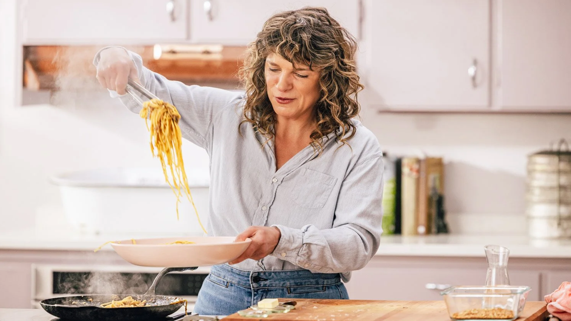 Pasta <br/>KITCHEN CURIOUS WITH VIVIAN HOWARD