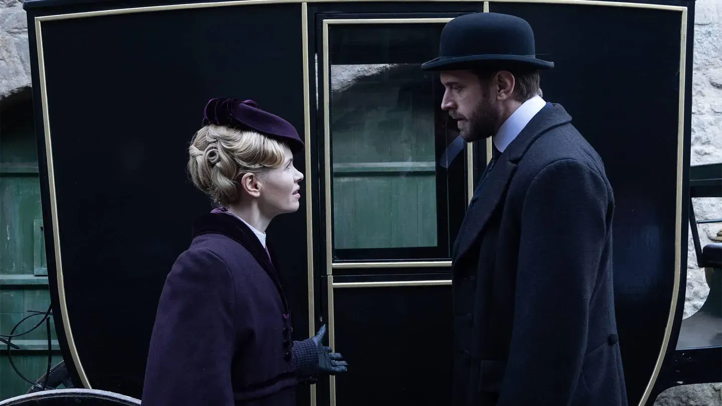 Season 6: Bad Blood <br/>MISS SCARLET ON MASTERPIECE