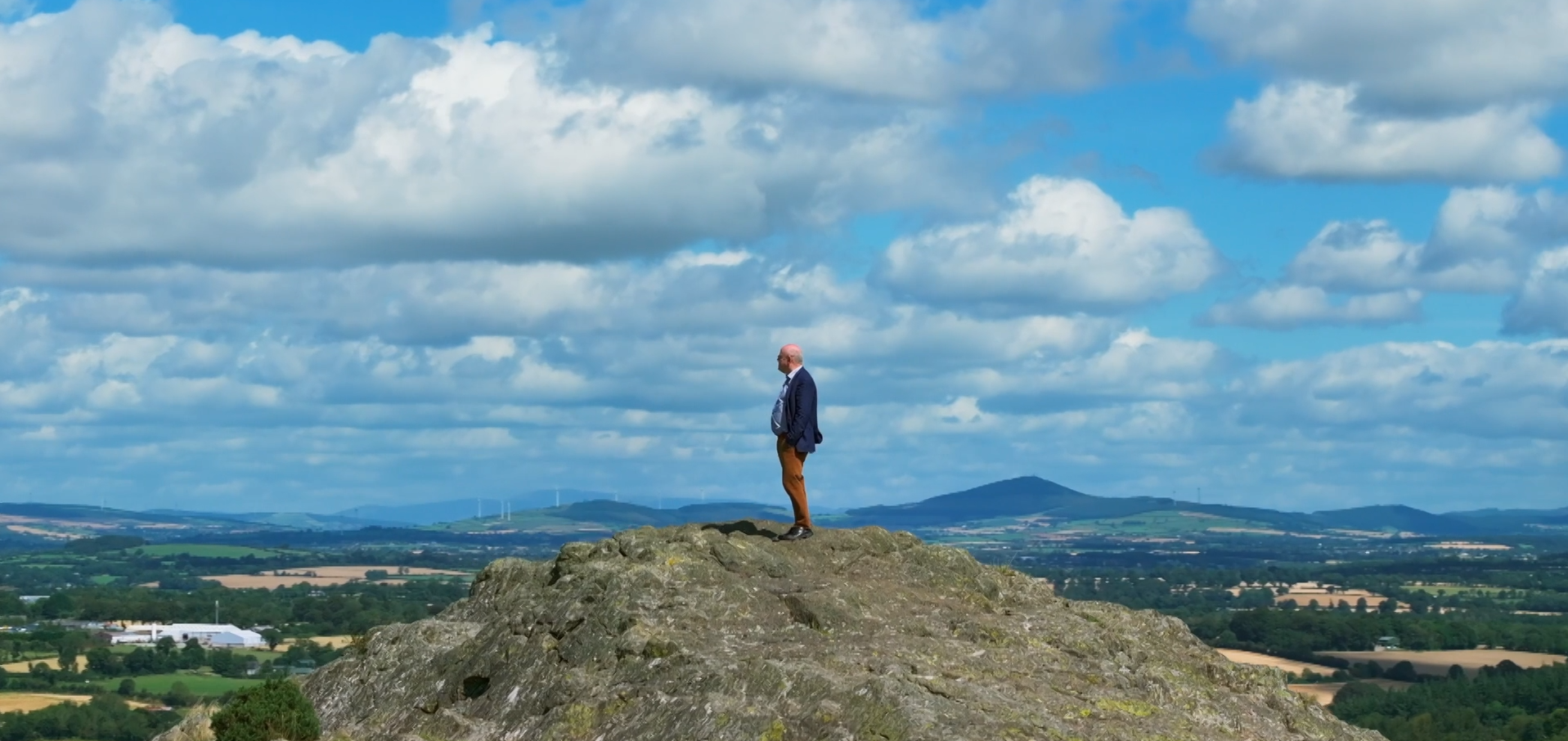 FROM THAT SMALL ISLAND: THE STORY OF THE IRISH <br/>Contested Identities