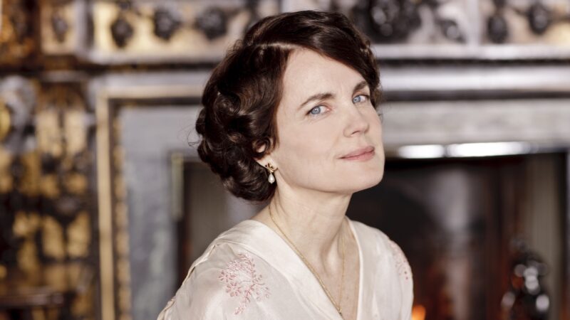 Downton Abbey on MASTERPIECE
Season 2
Shown: Elizabeth McGovern as Cora, Countess of Grantham
For editorial use only.

©Carnival Film &amp; Television Limited for MASTERPIECE